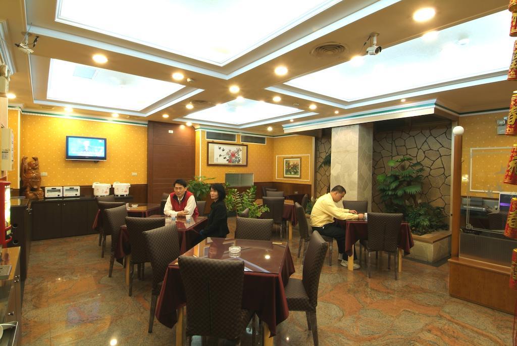 Golden Swallow Hotel Cidade de Hsinchu Exterior foto